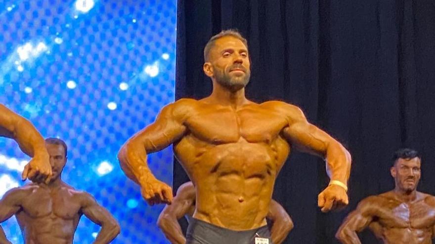 Kike García se proclama subcampeón de España de culturismo en la Federación WABBA