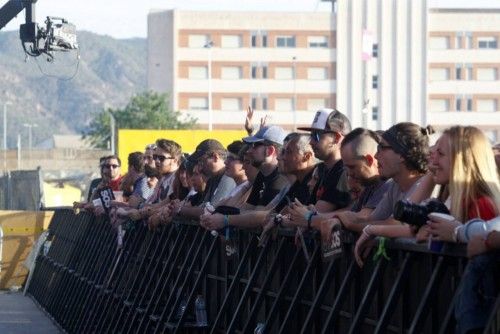 El público vibra con los primeros conciertos del SOS 4.8