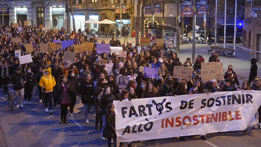 El feminisme surt a Girona per acabar amb el que és «insostenible»