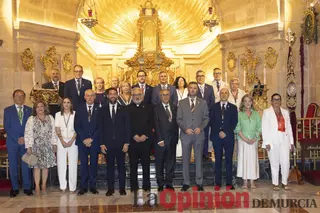 Así se ha vivido la toma de posesión del nuevo hermano mayor de la cofradía de la Vera Cruz, Jesús López