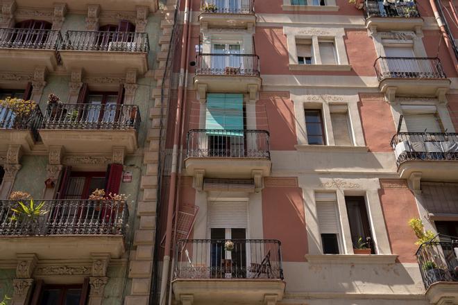 La compraventa de viviendas repunta un 1,6% en junio aunque cierra un semestre deslucido con 347.464 operaciones