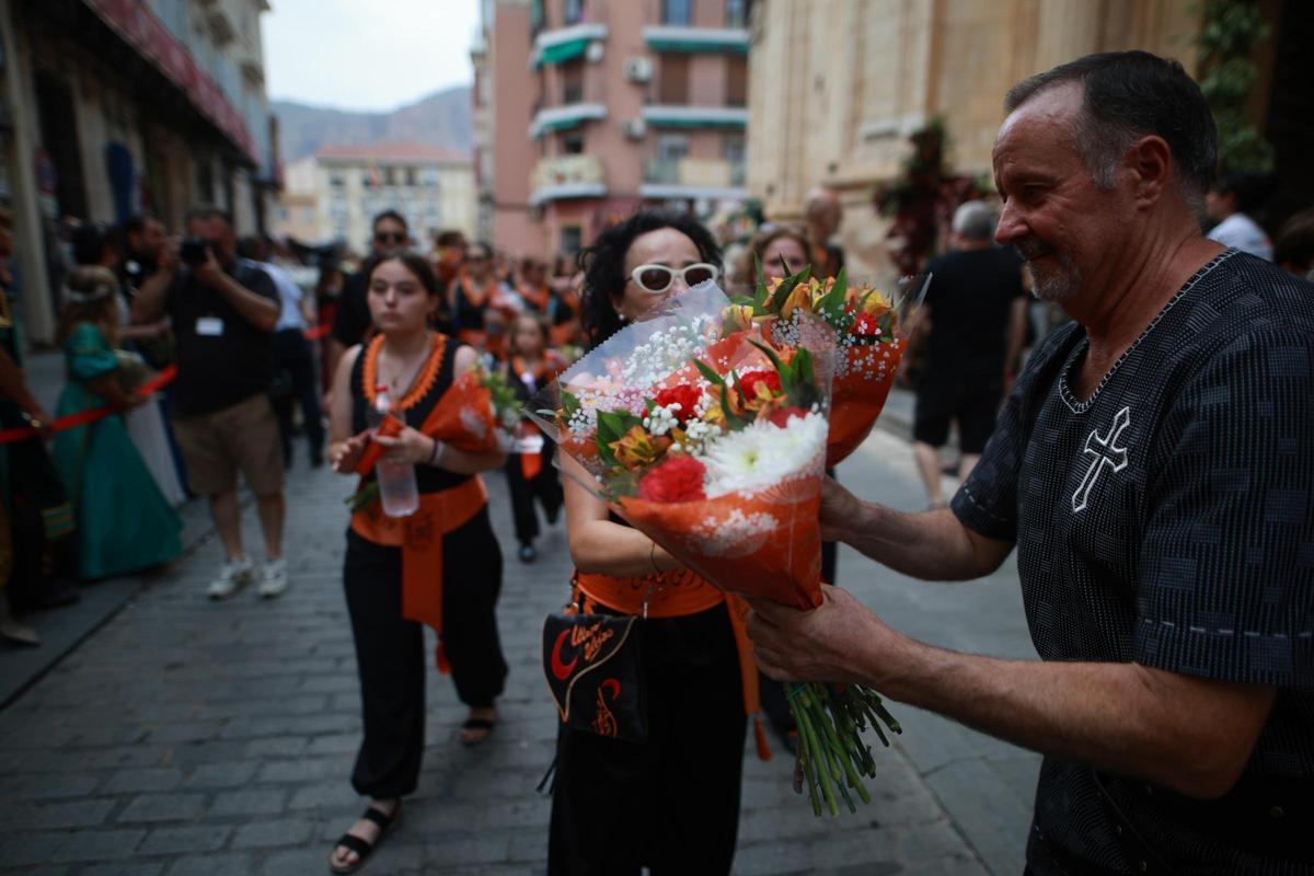 Así ha sido la ofrenda floral a las santas Justa y Rufina en Orihuela