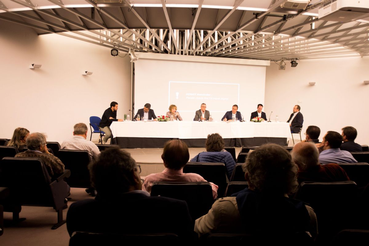 Encuentro informativo sobre las comunidades energéticas locales en el Club Diario Levante.