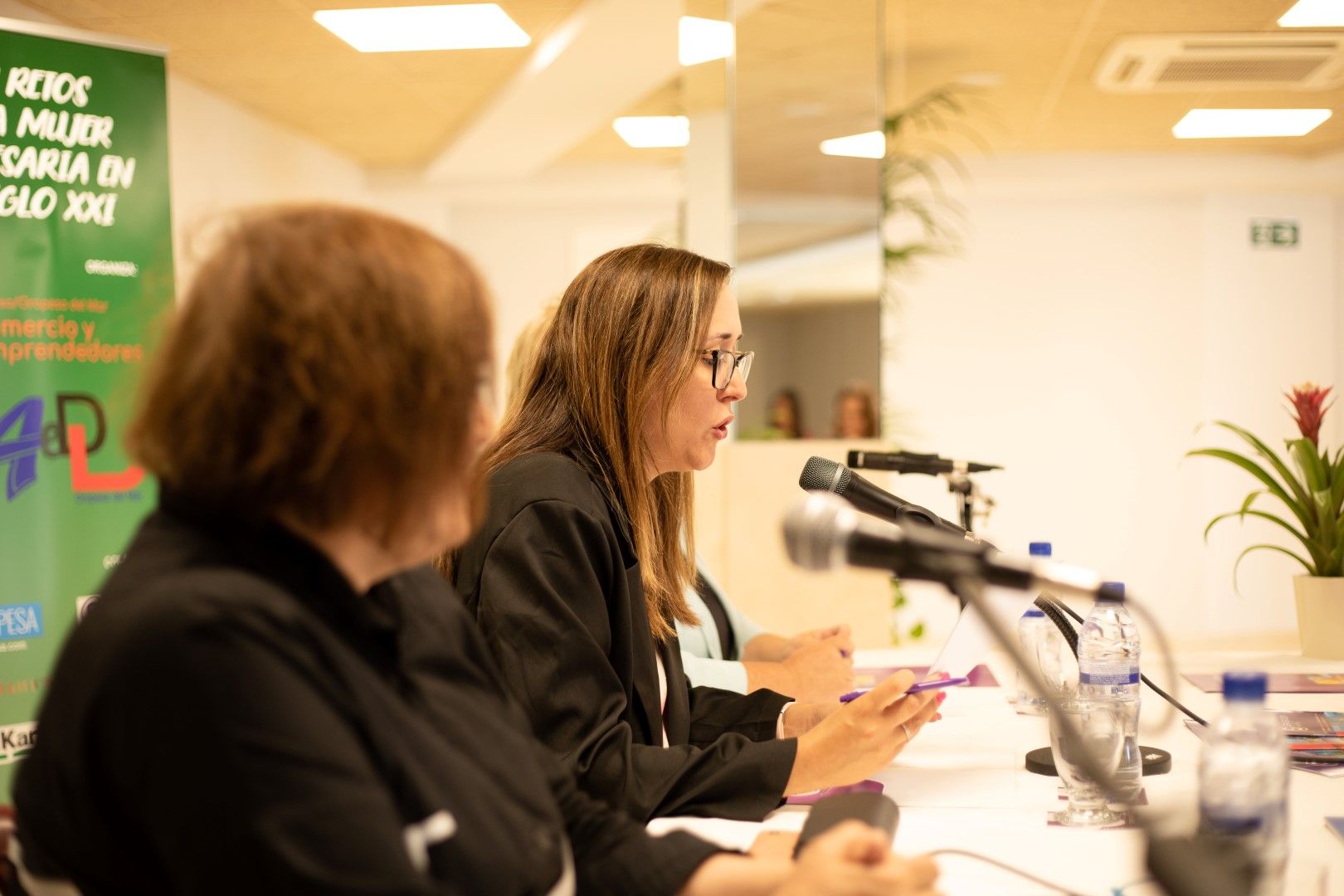 Todas las fotos del congreso de mujeres empresarias y emprendedoras en Orpesa