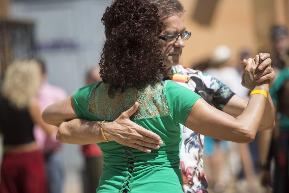 Tango en la plaza de Trascorrales