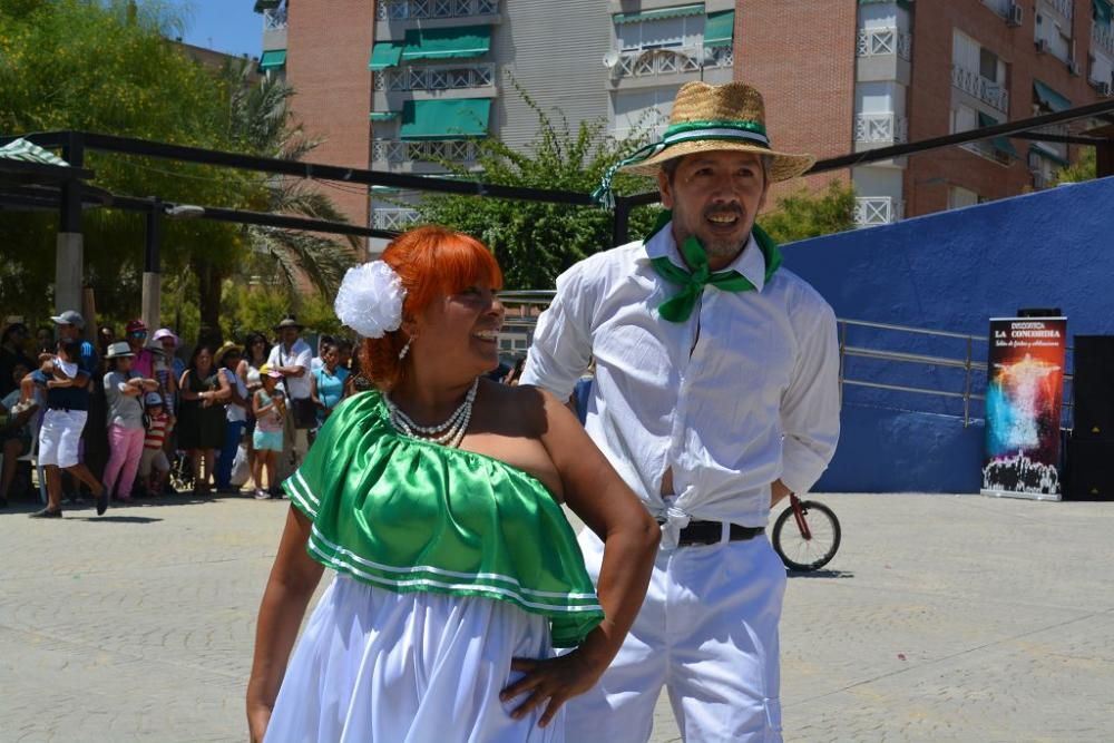 Homenaje a Bolivia en el Jardín de la Seda de Murcia