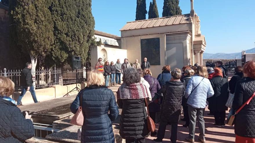 Homenaje al escritor Azorín en el 56 Aniversario de su muerte