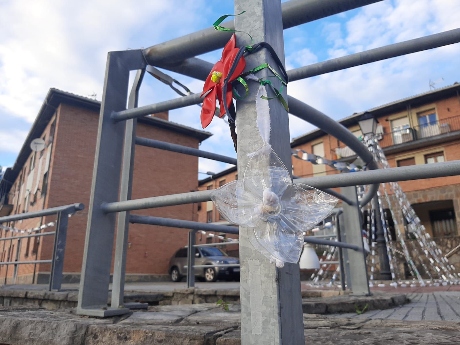 Pumarabule se engalana para Navidad: así han decorado los vecinos el poblado minero de Carbayín