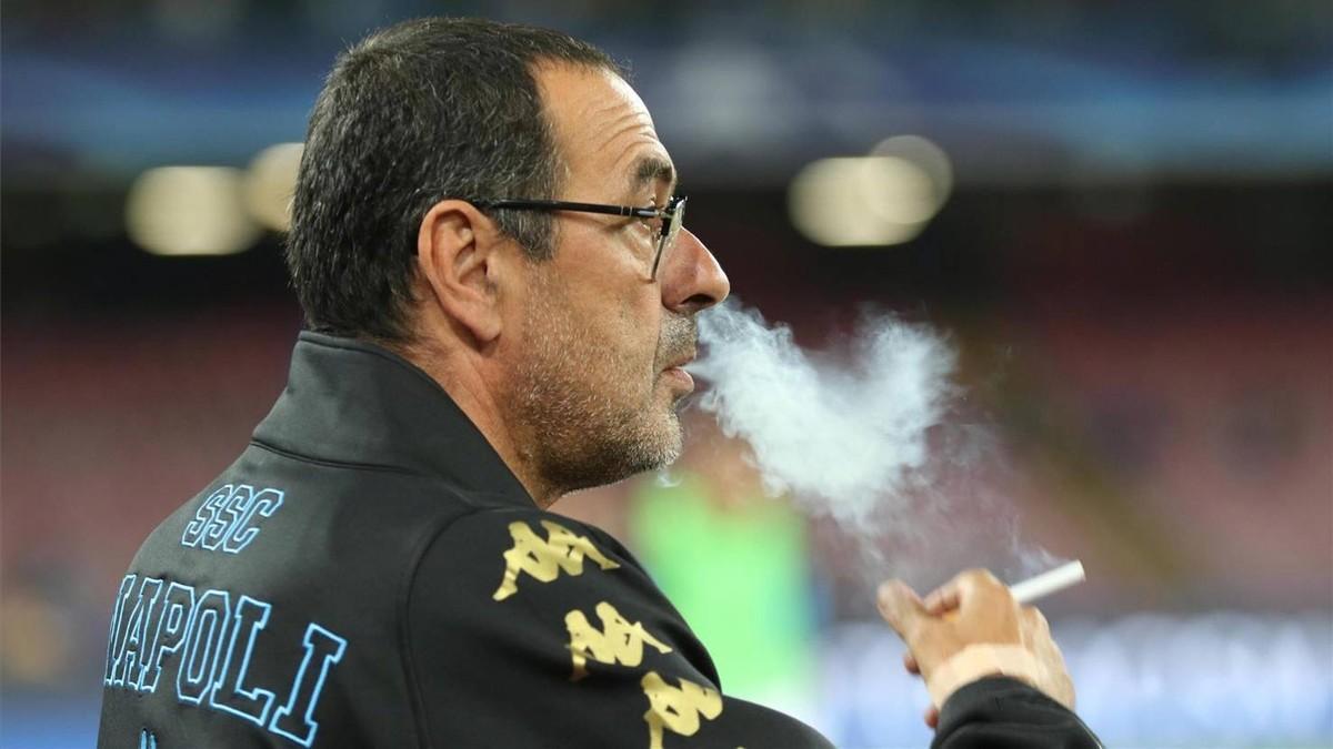 Sarri podrá fumar en el vestuario