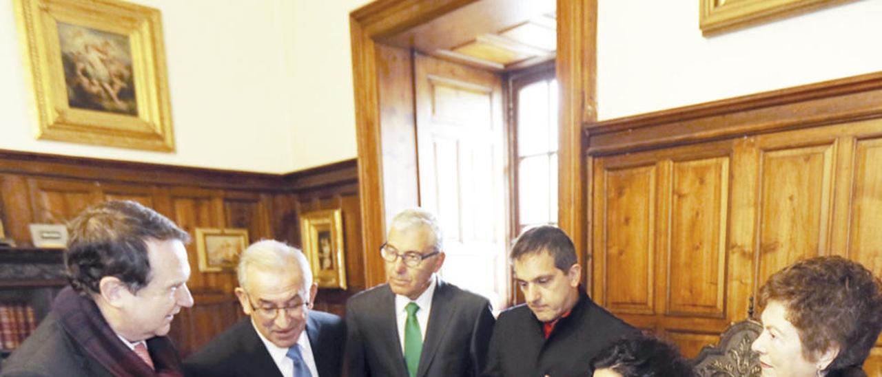 Caballero, durante el oficio de una boda en Castrelos. // M.G.Brea