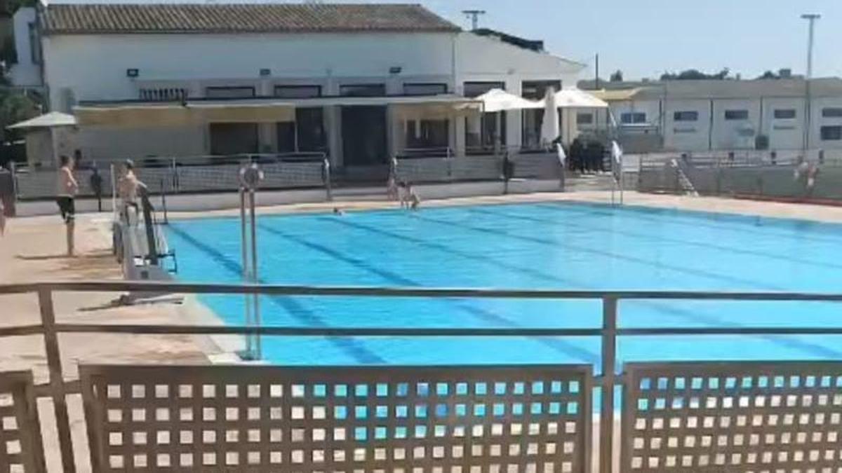 imagen de la piscina de la escuela de verano de Llubí