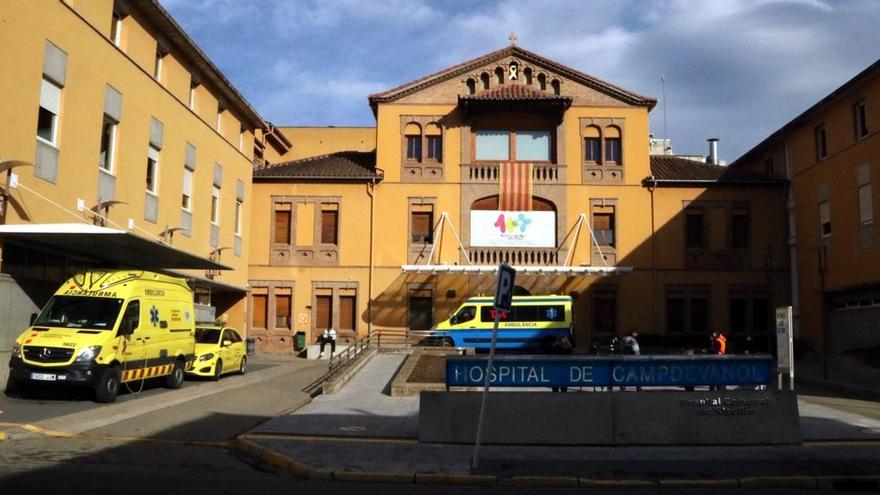 L&#039;Hospital de Campdevànol demana precaució: la retirada de les mascaretes és «precipitada»