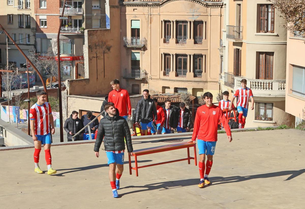 Imatges de la sessió fotogràfica a la Seu del Centre d'Esports Manresa