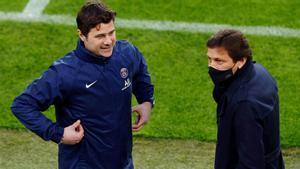 Pochettino durante el entrenamiento del PSG