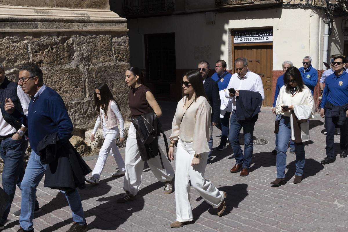 Rumbo al campamentos festero ubicado en la Gran Vía de Caravaca