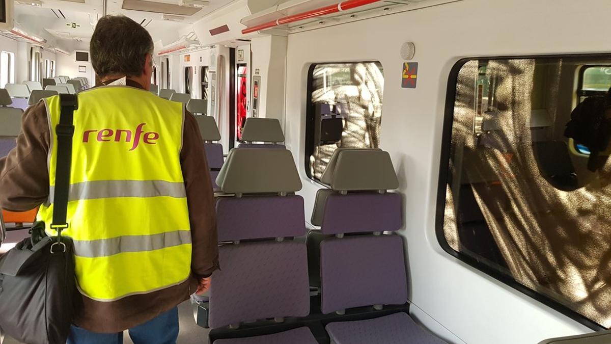 Renfe investiga un posible trato homófobo de un revisor a un pasajero