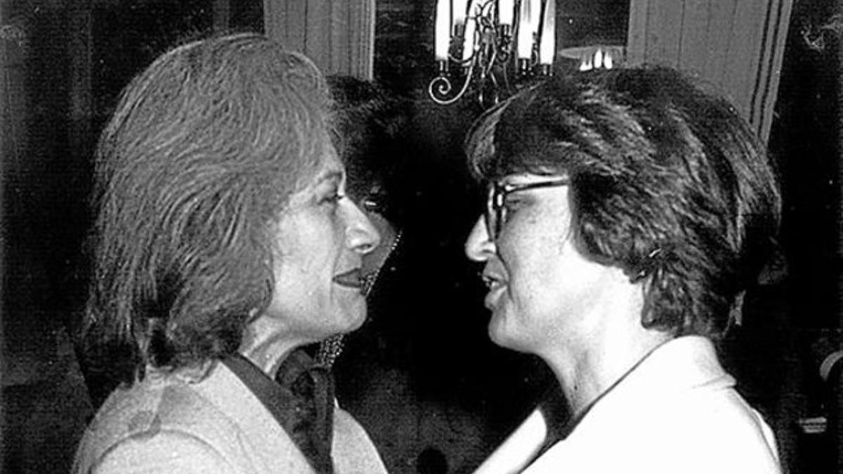 Esther Tusquets y Ana María Matute, en 1979.