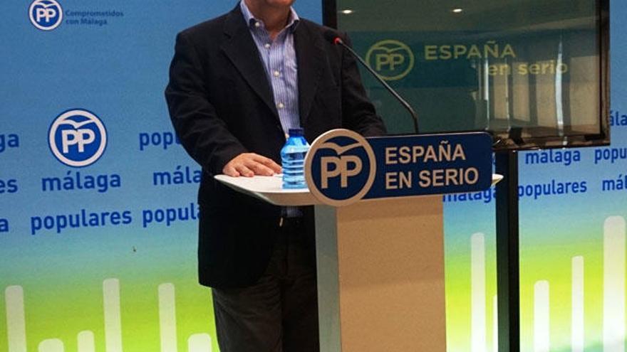 García Urbano, esta mañana en la sede del PP en Málaga capital.