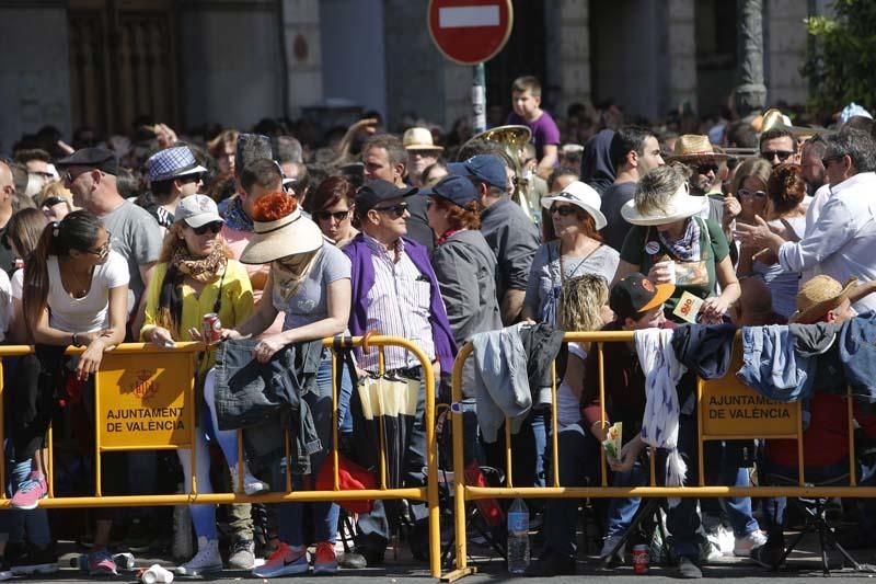 Búscate en la mascletà del 9 de marzo