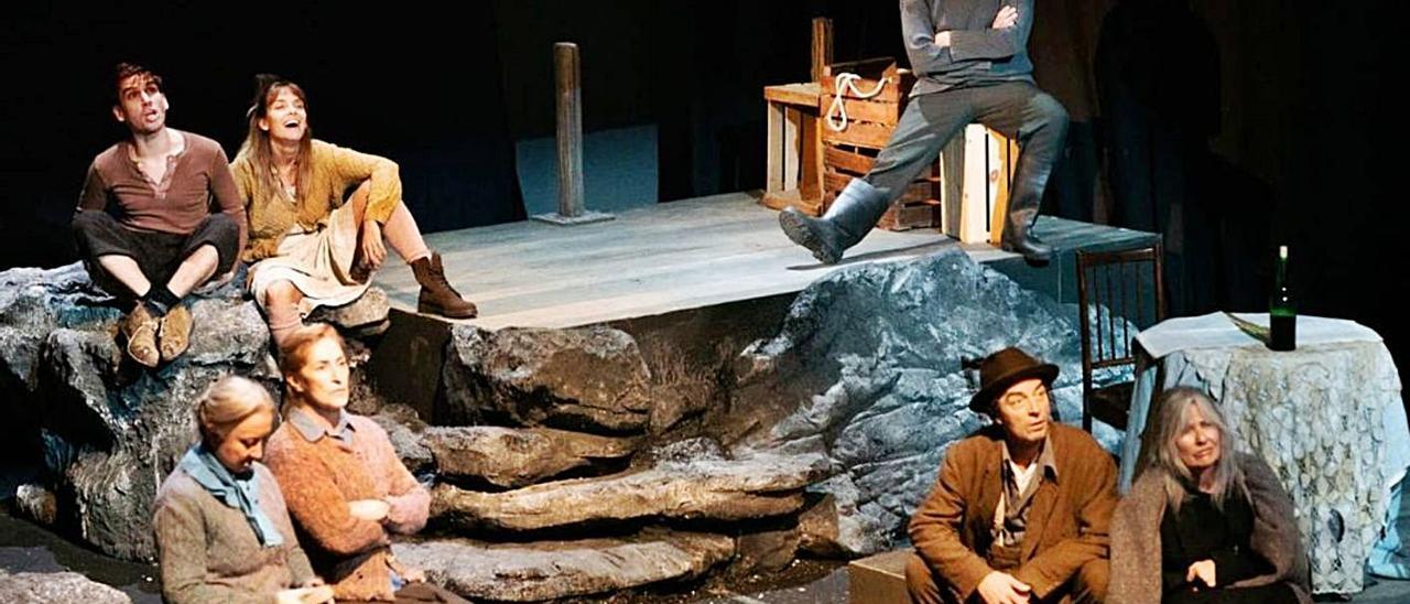 Una escena de «El malfet d’Inishmaan» de la Companyia Teatre Micalet. | T.M.