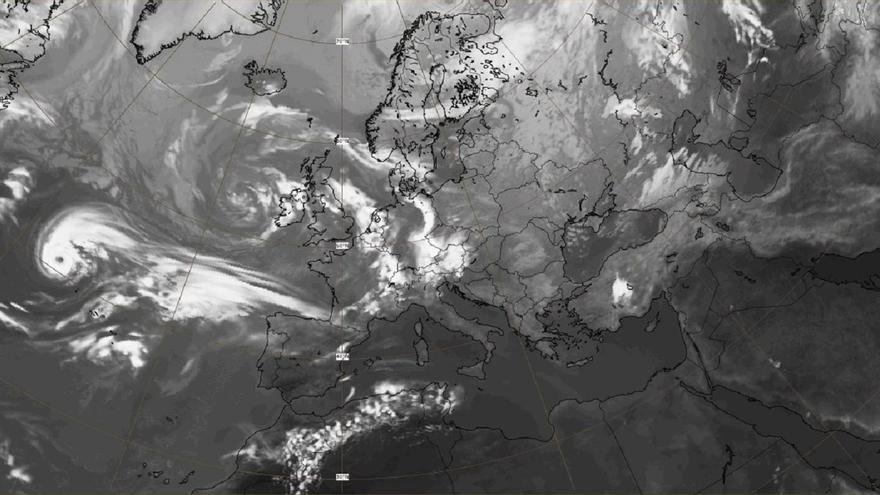 Huracán en España: se refuerza el ciclón Danielle que amenaza el noroeste peninsular