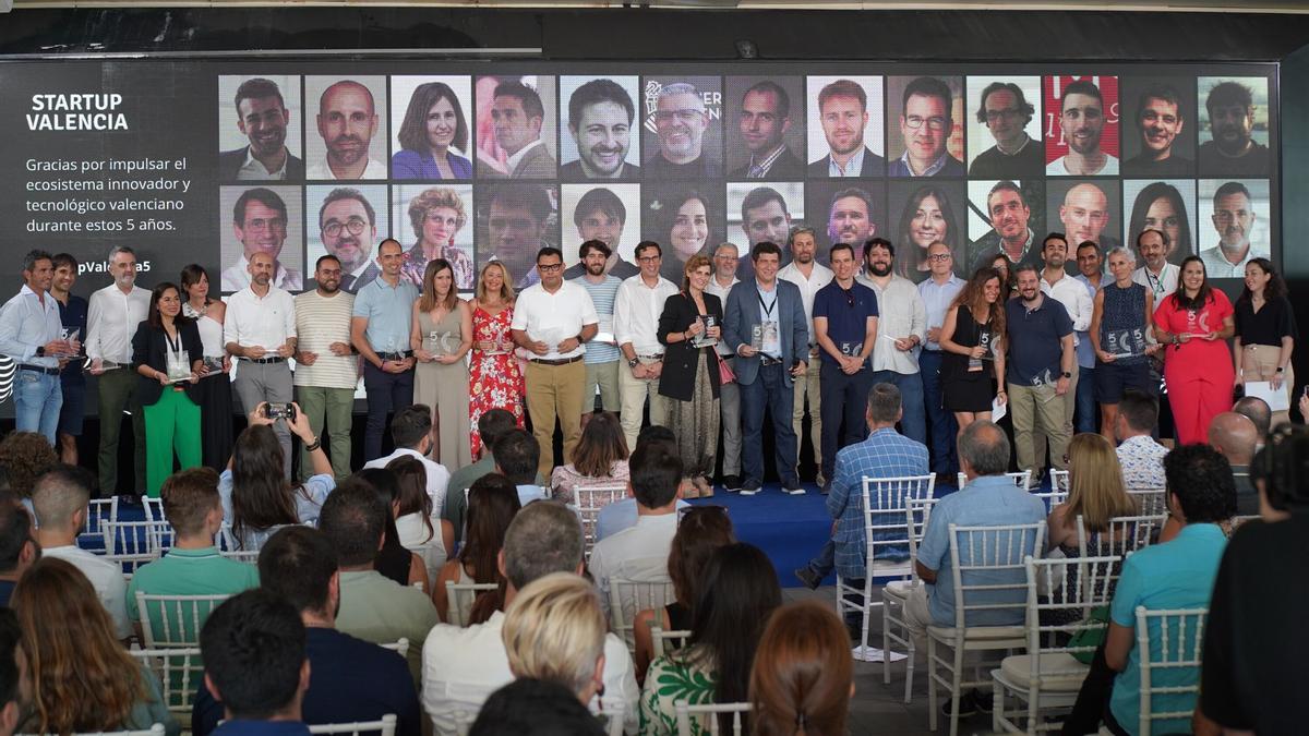 La celebración contó con todos los agentes del ecosistema con más de 1.300 personas registradas que reconocieron la labor de la asociación de las startups valencianas.
