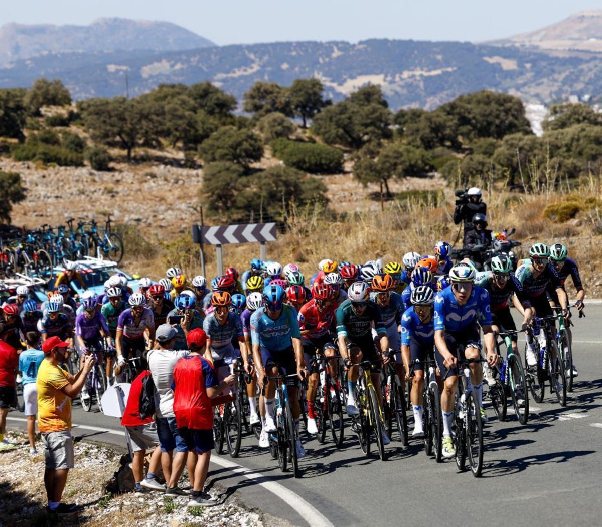 Enric Mas controla Roglic a la penúltima muntanya de la Vuelta
