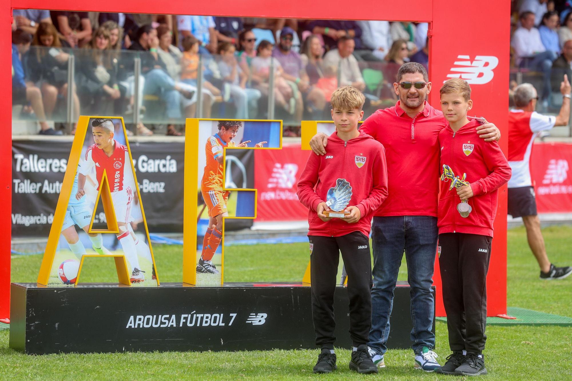 El Porto se lleva el primer título de Arousa Fútbol 7 a Portugal
