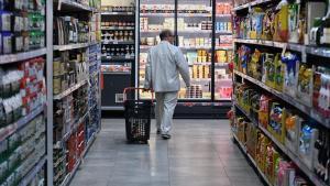 Les compres ‘on line’ d’aliments es dupliquen des del 2020, però el 92% dels espanyols encara prefereixen anar en persona al súper