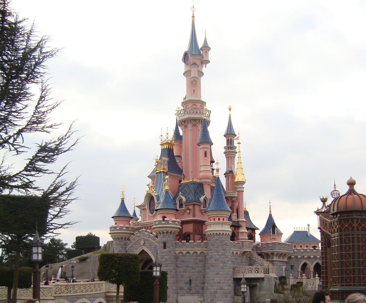 Archivo - Castillo de Disney en Disneyland París Eurodisney