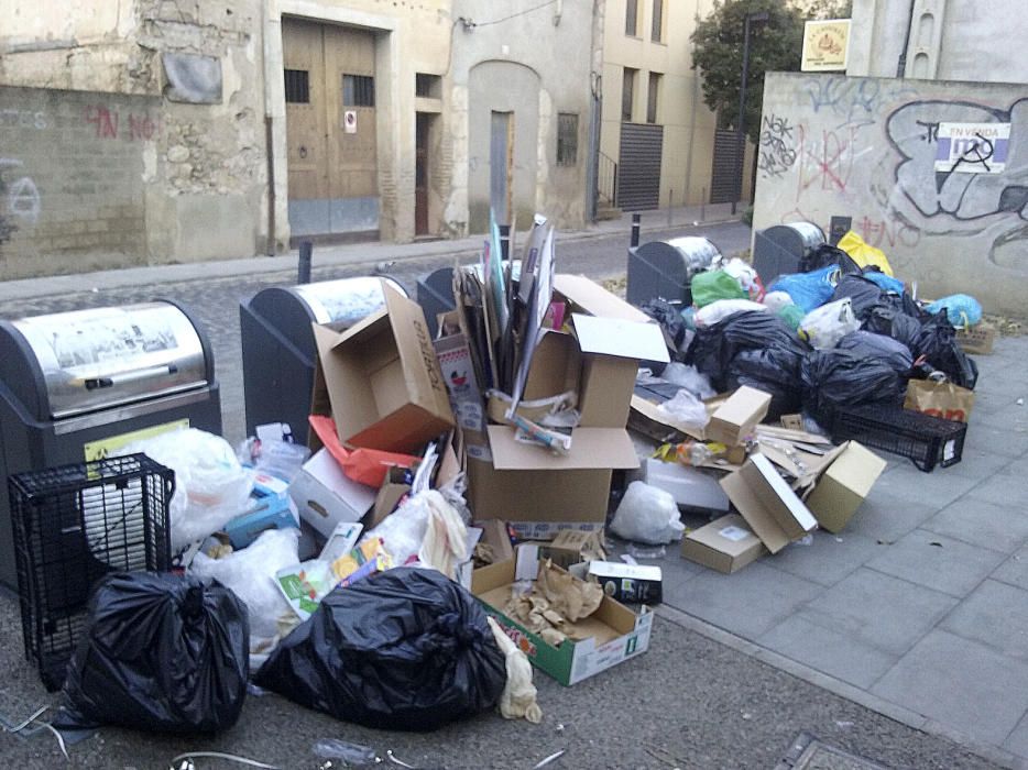 Vaga d'escombraires a Figueres