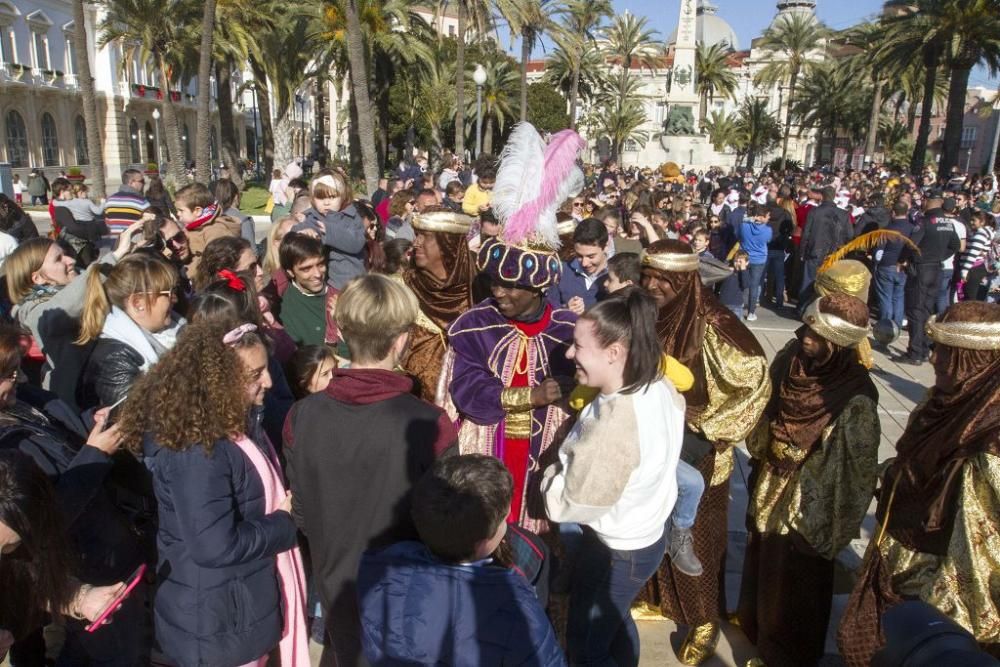 Los Reyes Magos desembarcan en Cartagena