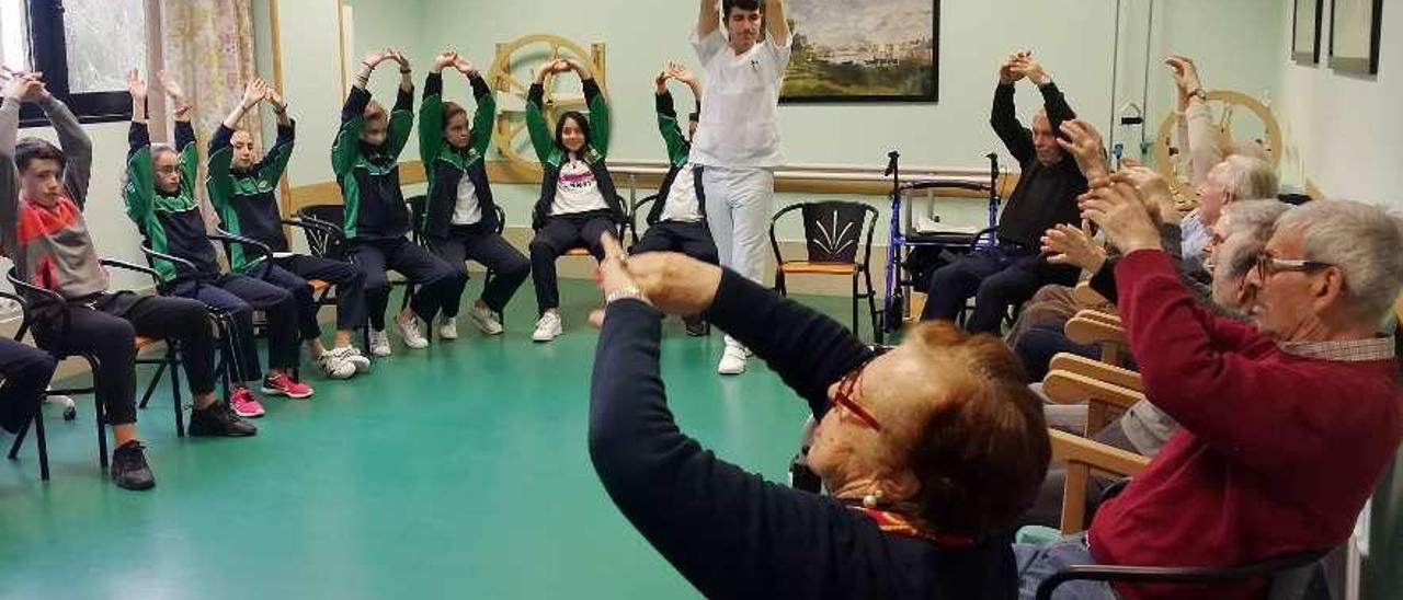 Más de 200 vigueses, a la espera de una plaza pública en residencias para mayores