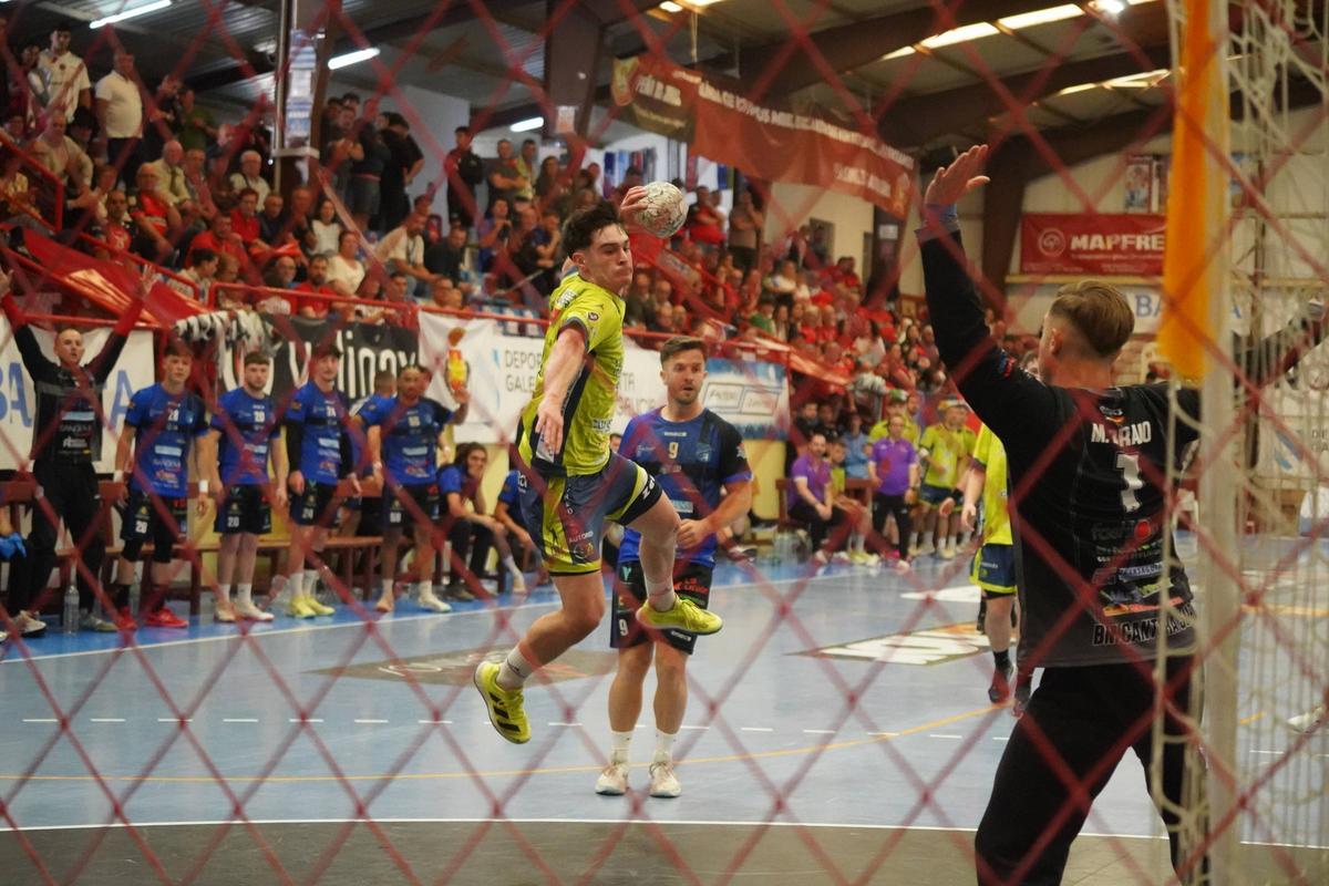 El Balonmano Zamora debuta con victoria