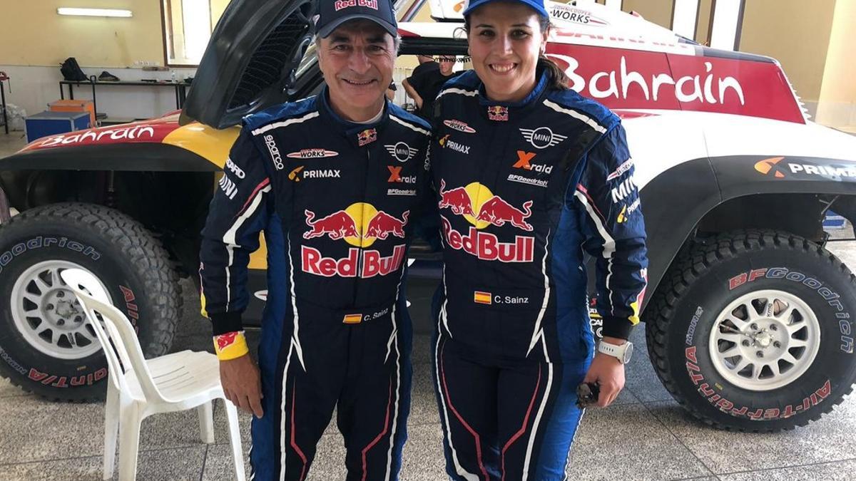 Sainz y Laia, en una imagen de archivo del Dakar