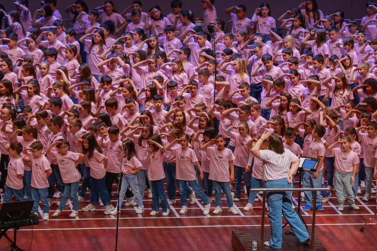 Un momento de una de las funciones de CantArousa.