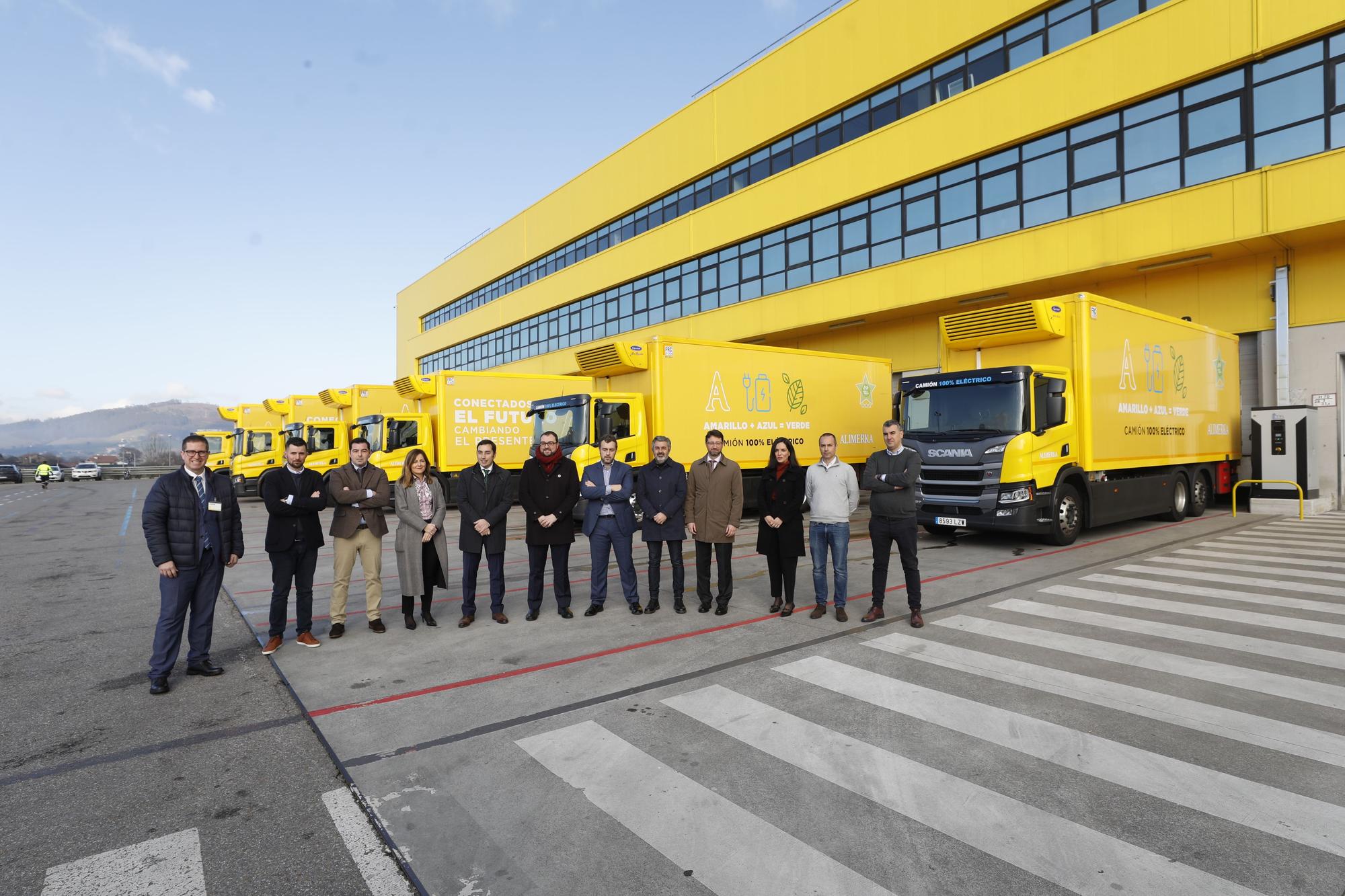 EN IMÁGENES: Así fue la presentación de la nueva flota de camiones eléctricos de Alimerka