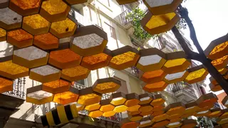 Calles cortadas y afectaciones al tráfico por las Fiestas de Gràcia 2025 en Barcelona