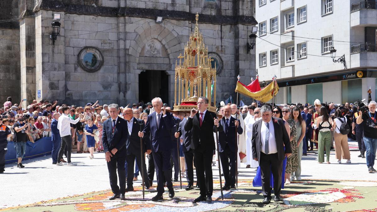 La procesión de Corpus Christi en Ponteareas