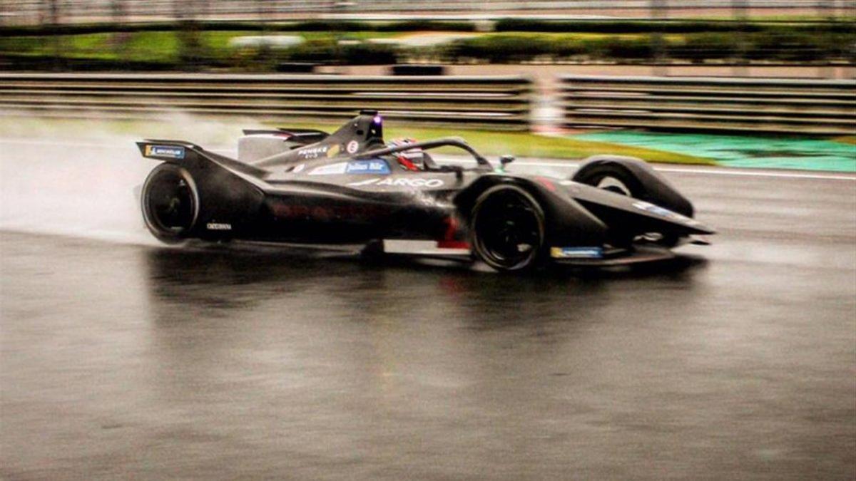 Cheste ha despedido los test de la Fórmula E con lluvia