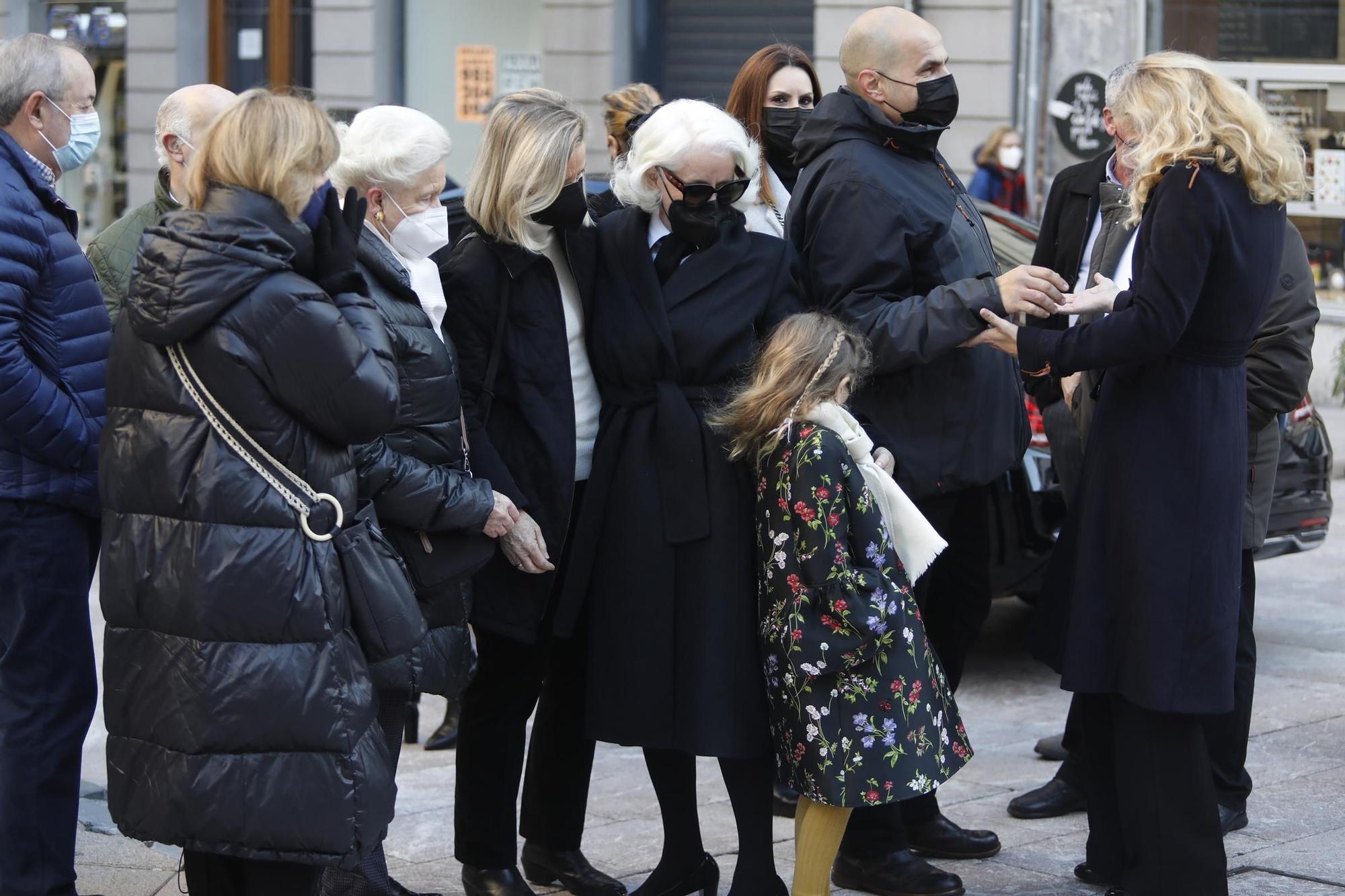 Oviedo despide al banquero Ignacio Herrero Álvarez en un emotivo funeral