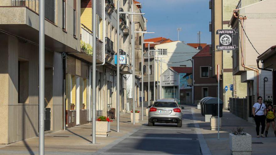 Avenida de Castelao, en A Illa de Arousa.   | // IÑAKI ABELLA