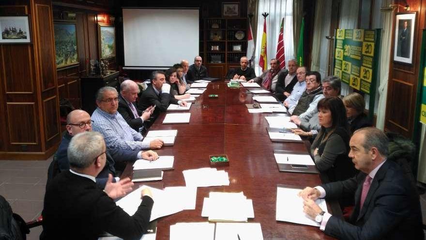 Mesa de trabajo sobre la Escuela de Industrias Lácteas.