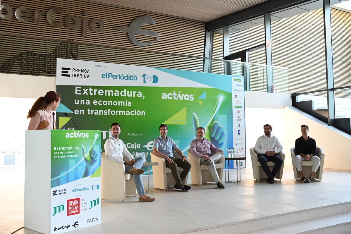 GALERÍA | El empresariado extremeño exhibe músculo en la presentación de ‘activos’