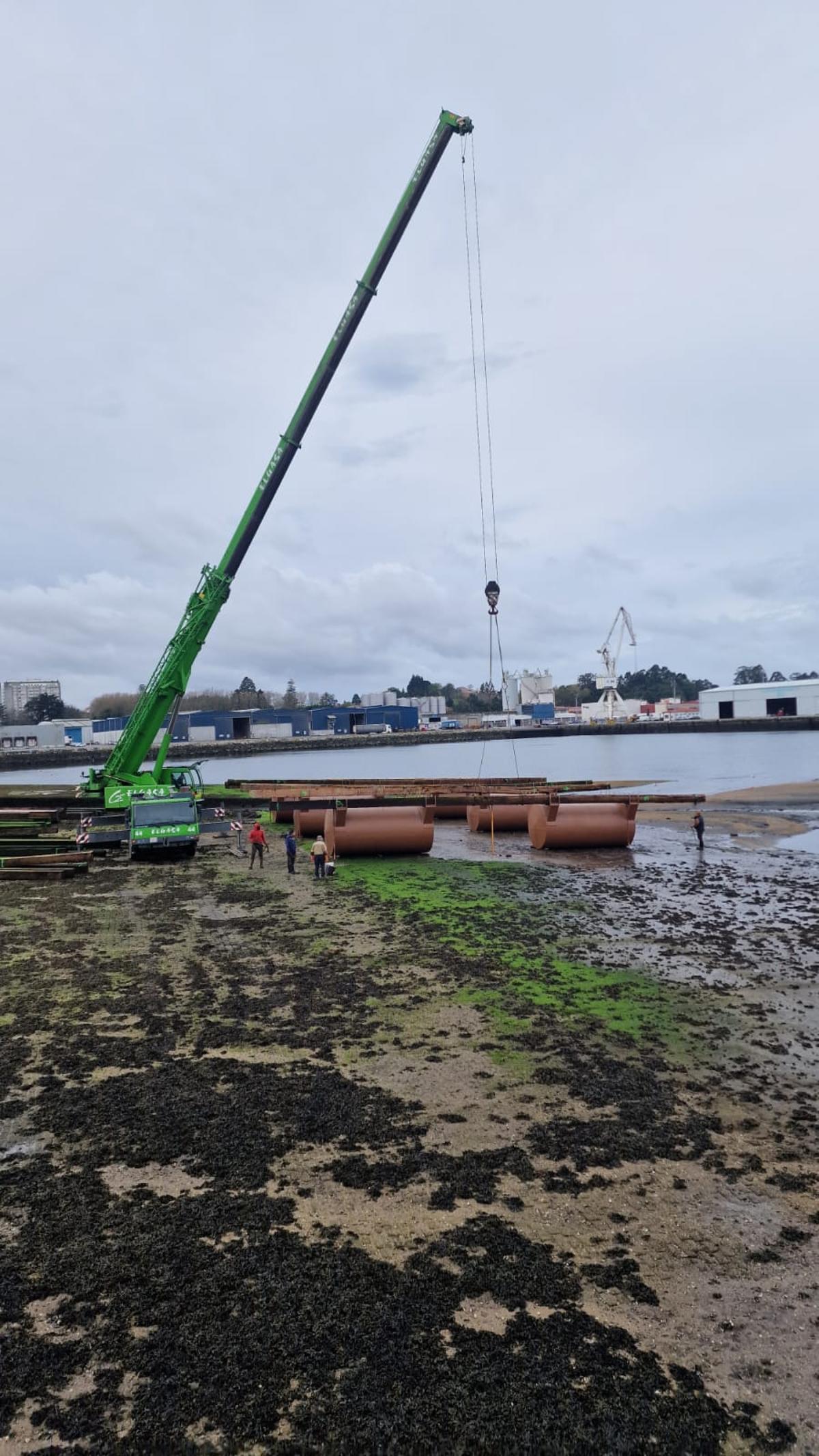 La empresa de montaje de bateas que opera en Vilagarcía teme el cierre.