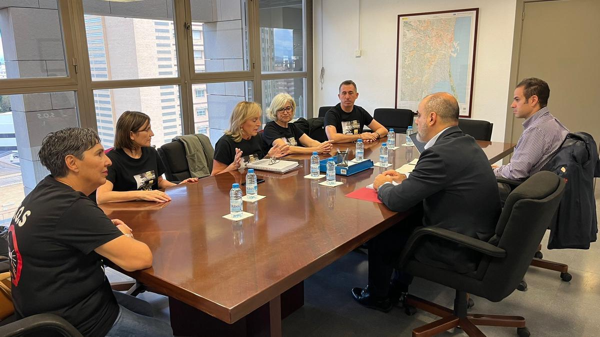 Reunión de la plataforma por el soterramiento con el subdelegado del gobierno.