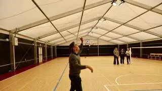 El Llano estrena una carpa cubierta para aliviar la saturación deportiva en Gijón