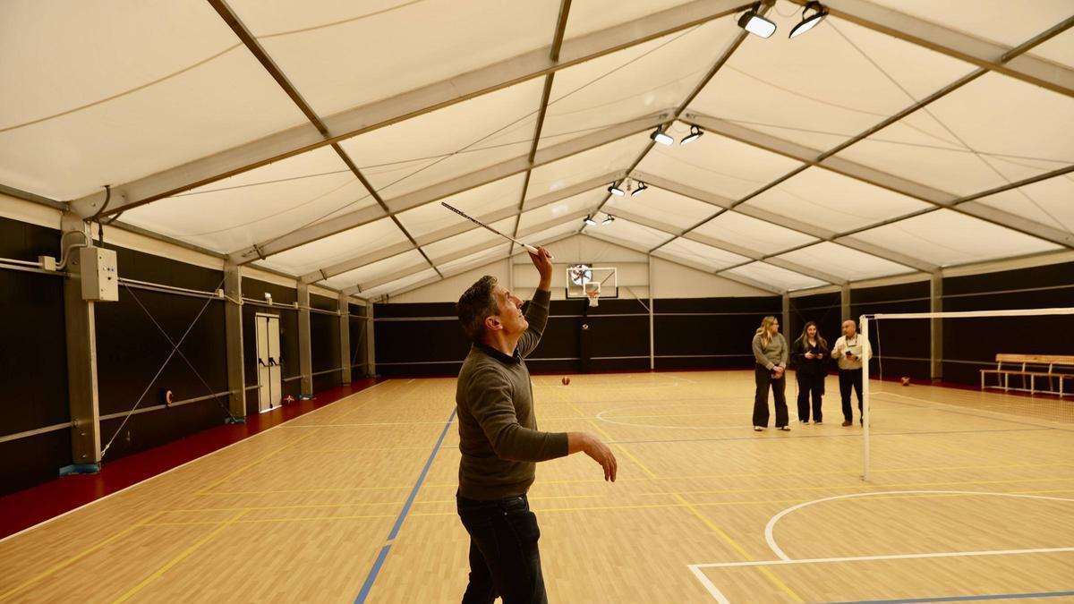 El Llano estrena una carpa cubierta para aliviar la saturación deportiva de la ciudad