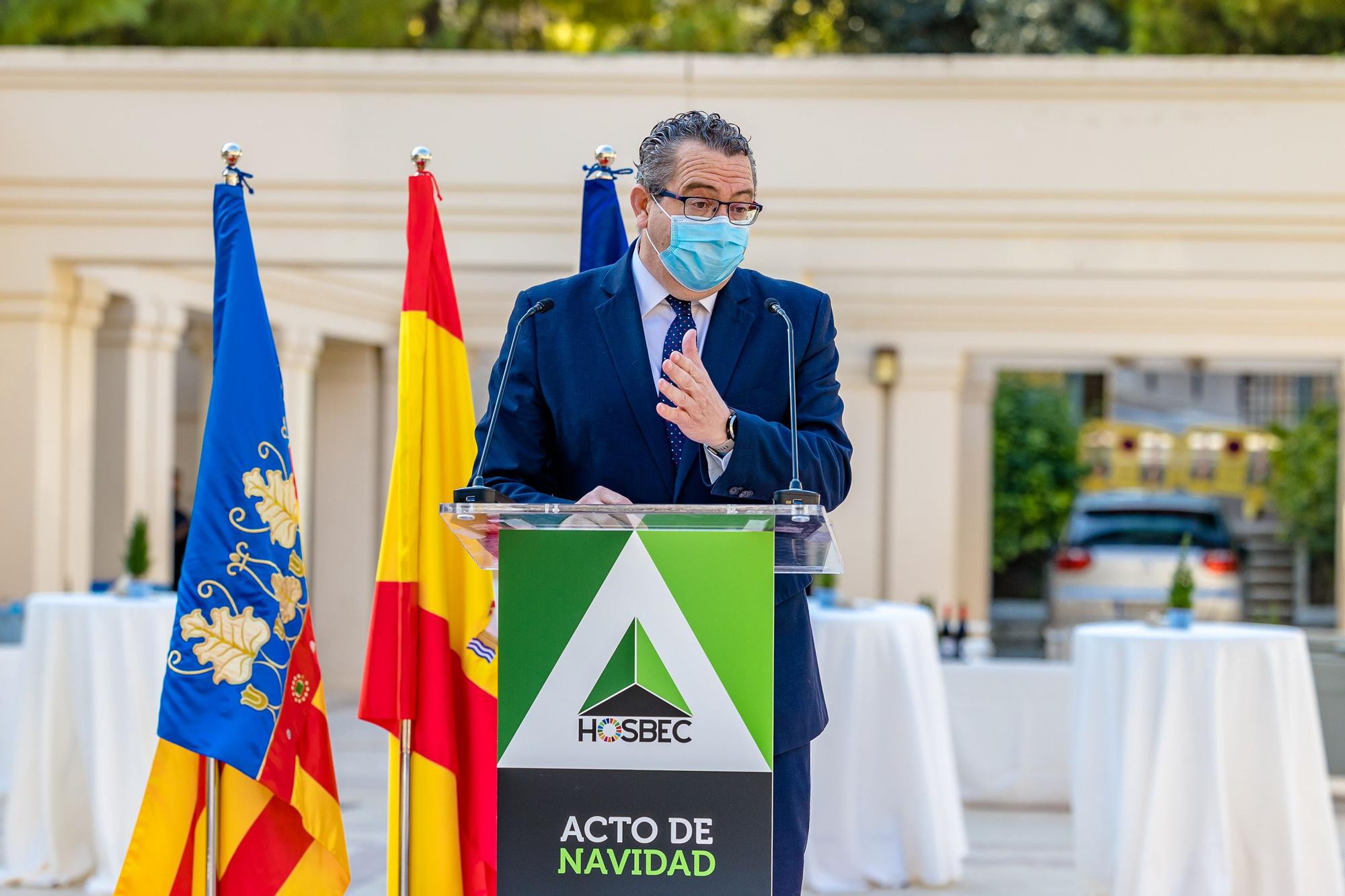 Al encuentro ha asistido el secretario de Turisme Comunitat Valenciana, Francesc Colomer; el presidente de la Diputación, Carlos Mazón; y el alcalde de Benidorm Toni Pérez entre otros representantes institucionales y empresariales.