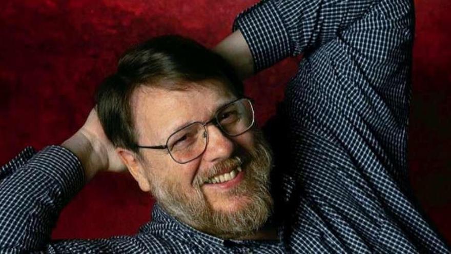 Ray Tomlinson.